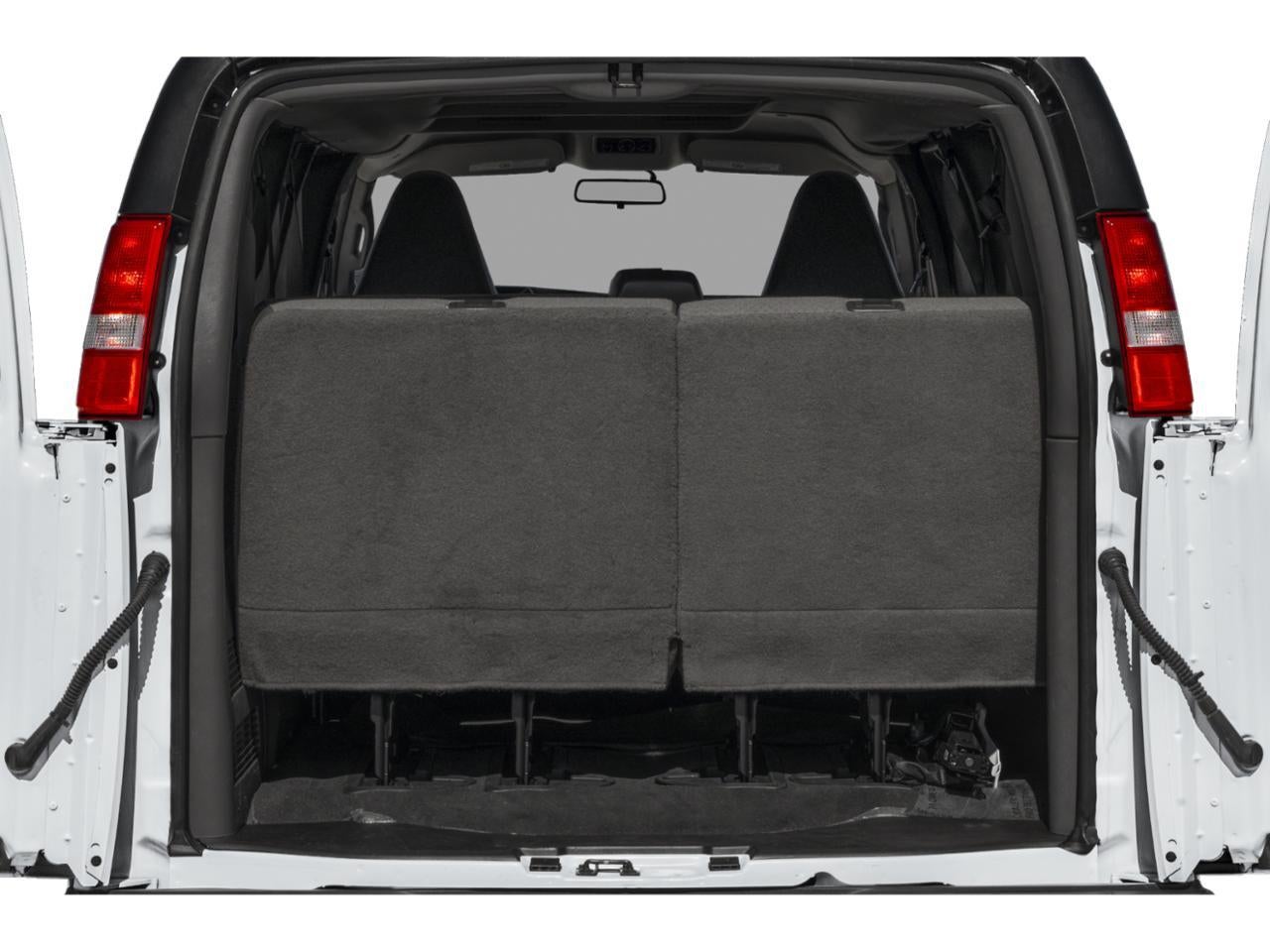 2025 Chevrolet Express Passenger 1LT