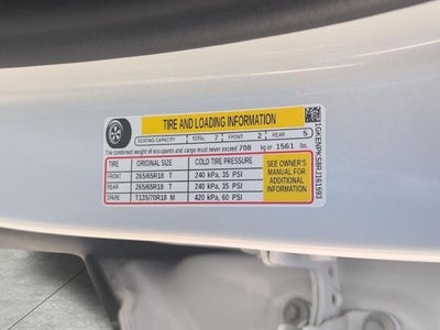 2024 GMC Acadia AT4