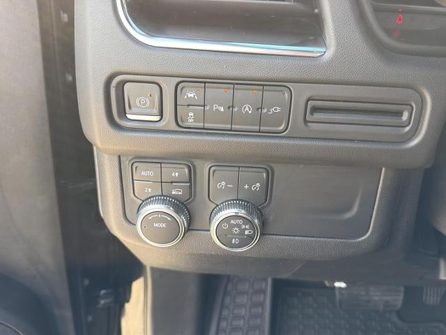 2022 GMC Yukon SLE