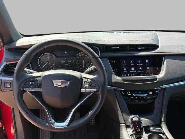 2025 Cadillac XT6 Luxury