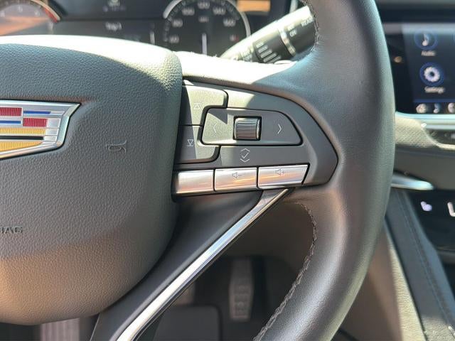 2025 Cadillac XT6 Luxury