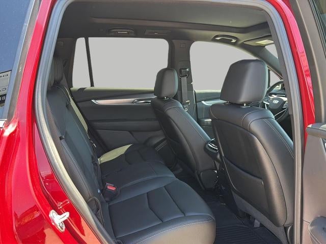 2025 Cadillac XT6 Luxury